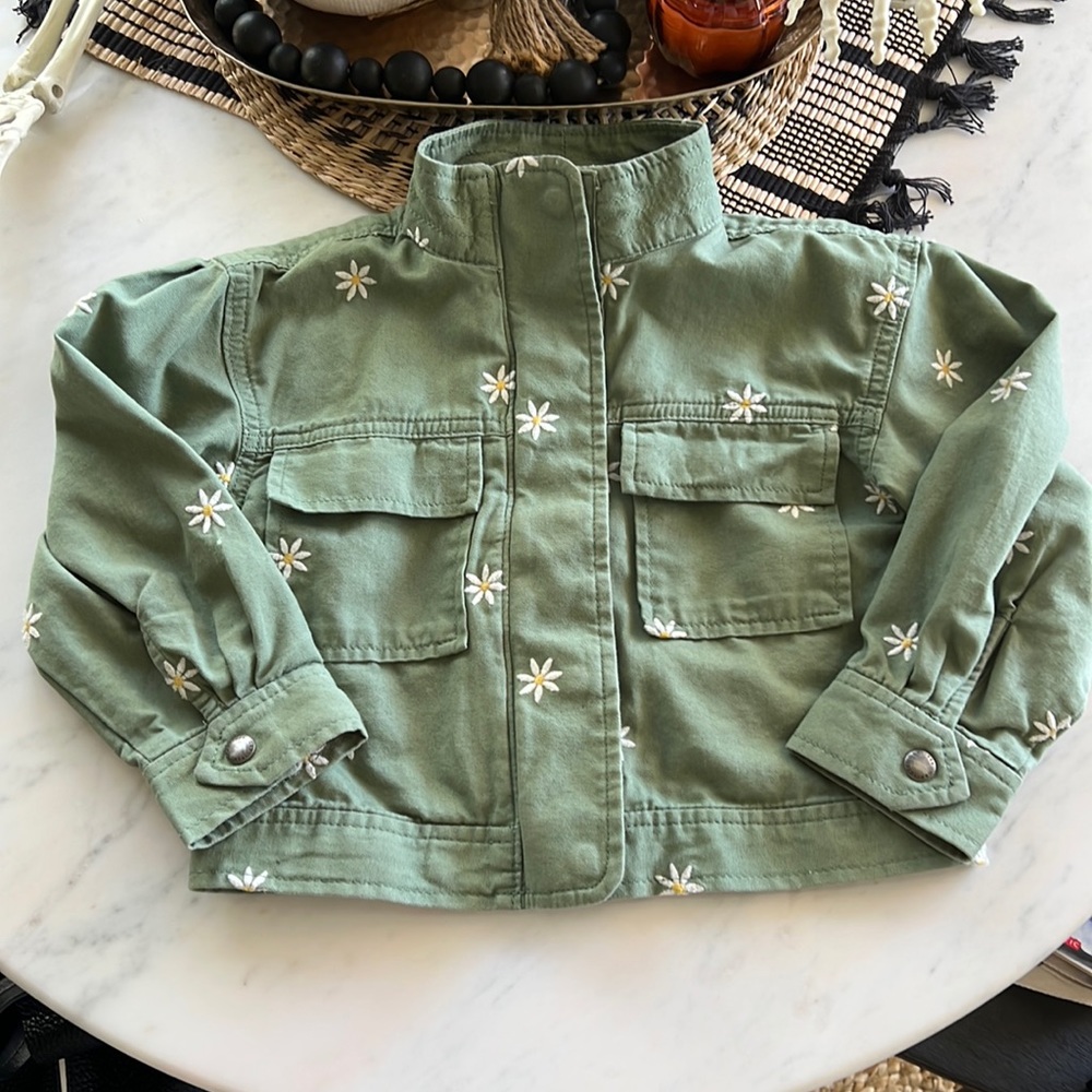 Gap daisy embroidered field jacket